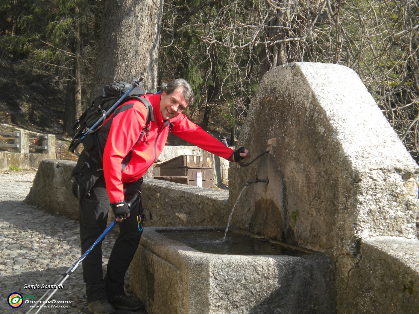 07 Fontanino alla Prima Alpe.JPG